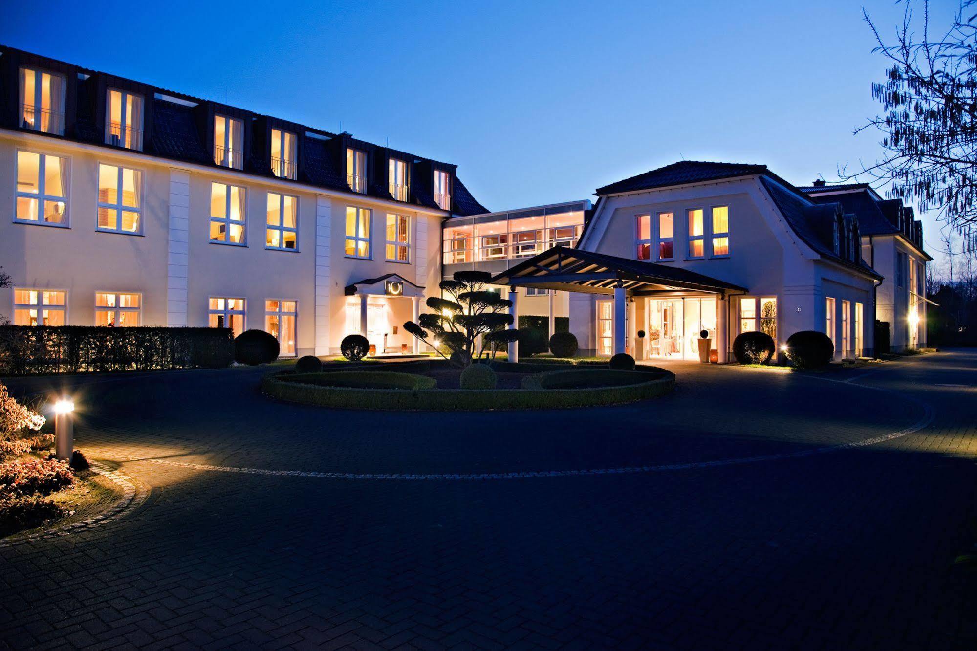 Hotel Sonne Реда-Виденбрюк Экстерьер фото